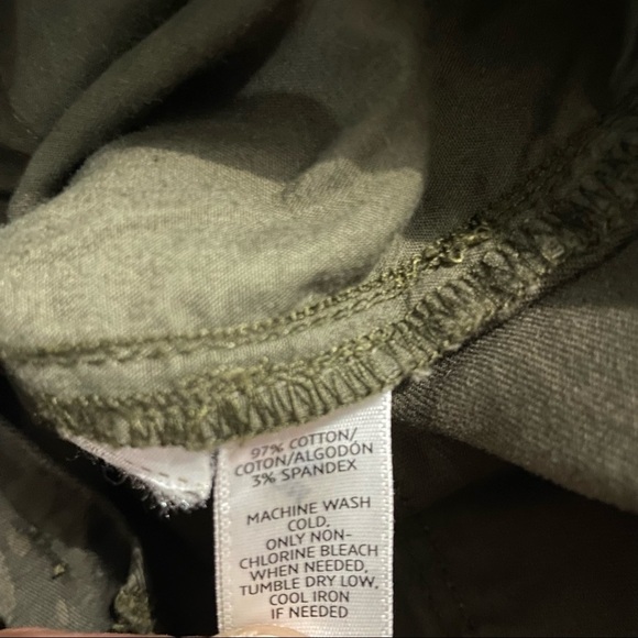 LOFT Marisa Army Green Camo Skinny Pants - Picture 5 of 5